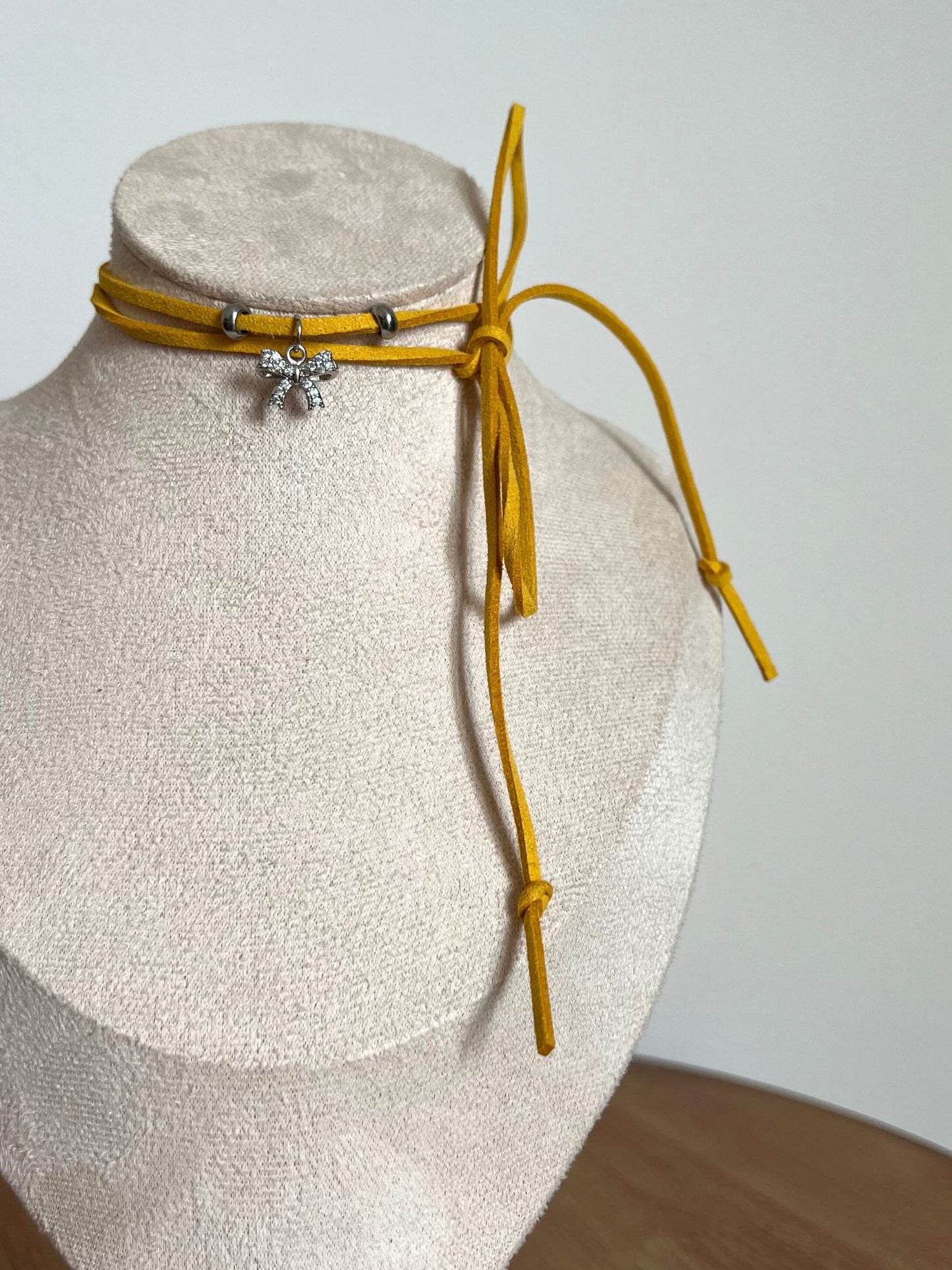 Choker Senape Silver Bow